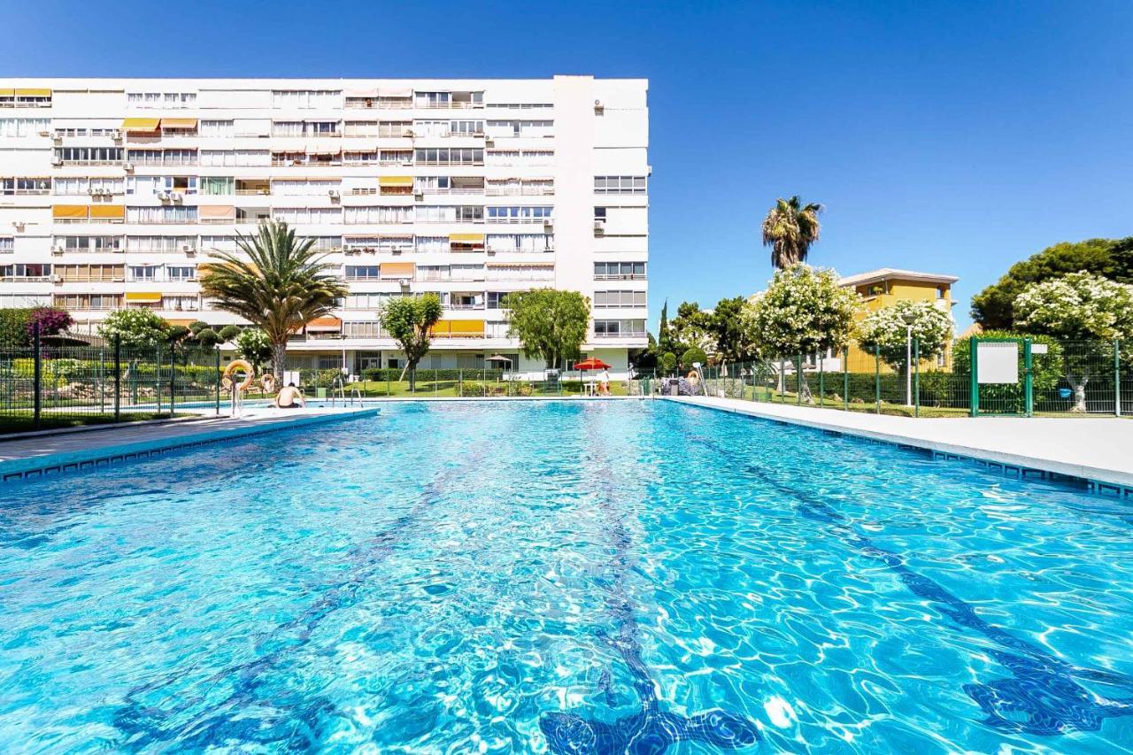 Apartamento Acogedor, Terraza, Piscina Y Mar Бенальмадена Экстерьер фото